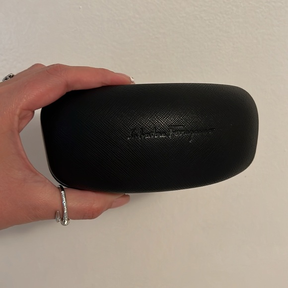 NEW Salvatore Ferragamo SF1024S 609 Red Havana Sunglasses w/Brown Gradient Lens - Picture 11 of 11